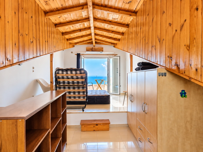 Image No.22-2 Bed House for sale