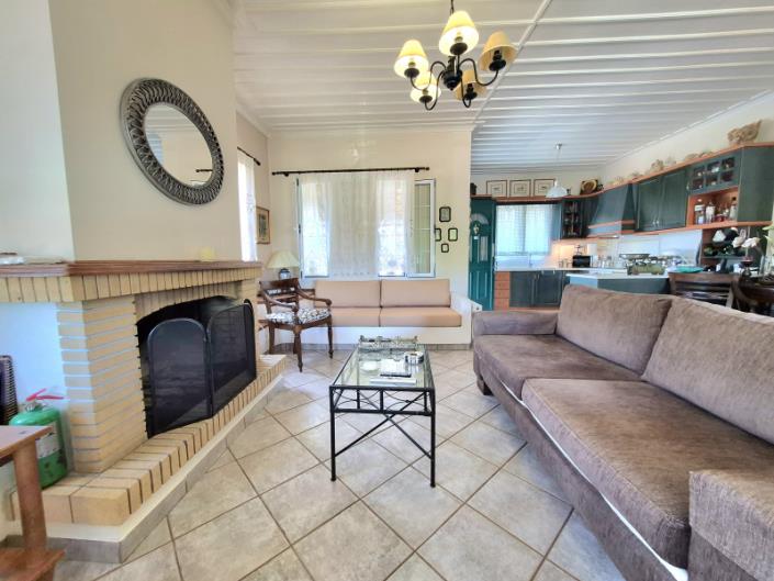Image No.6-3 Bed House for sale