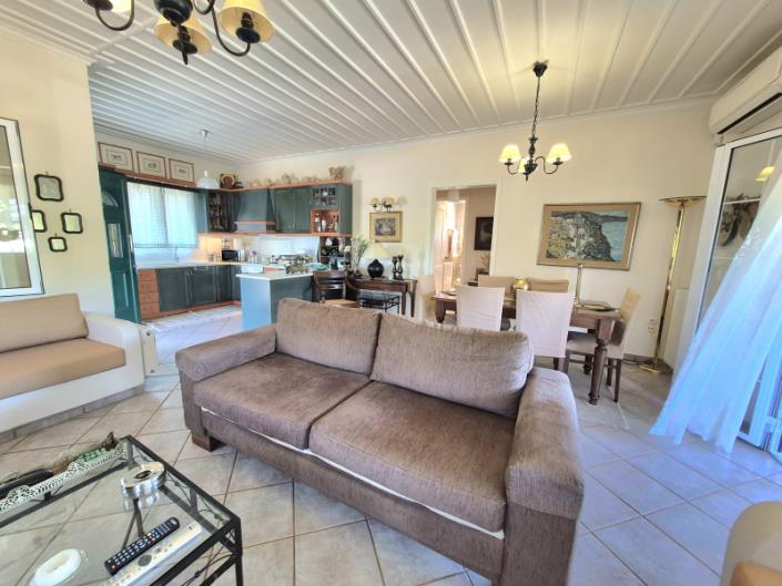 Image No.15-3 Bed House for sale