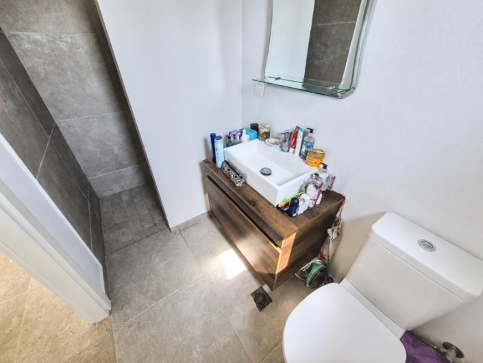 Image No.30-2 Bed House for sale