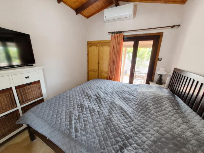 Image No.28-2 Bed House for sale