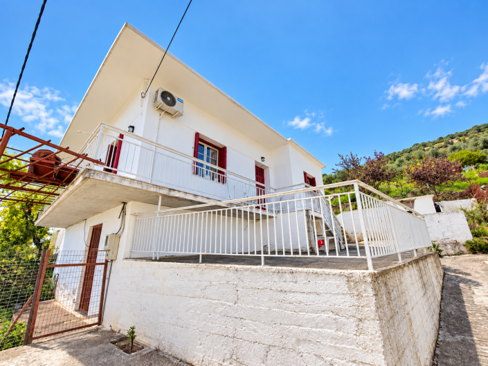 Image No.2-2 Bed House for sale