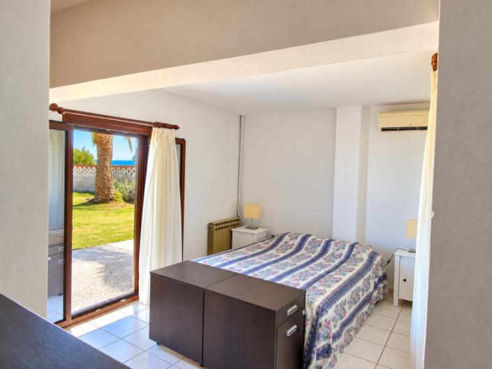 Image No.27-4 Bed House for sale