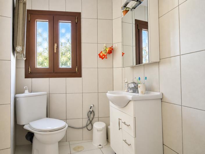 Image No.15-4 Bed House for sale
