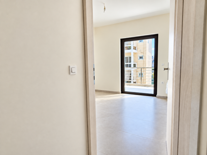 Image No.18-2 Bed Apartment for sale