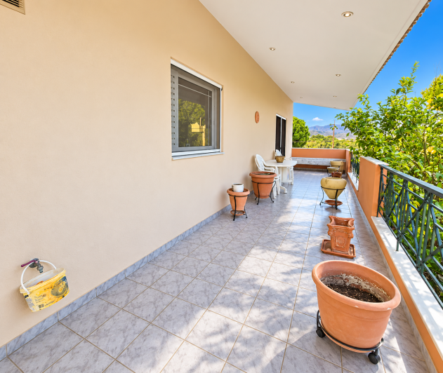 Image No.17-2 Bed House for sale