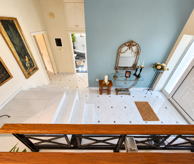Image No.8-2 Bed House for sale