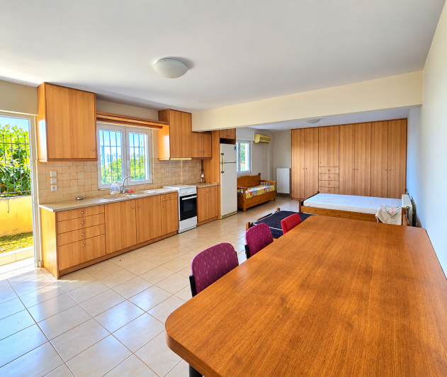 Image No.19-4 Bed House for sale