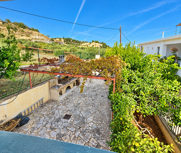 Image No.30-4 Bed House for sale