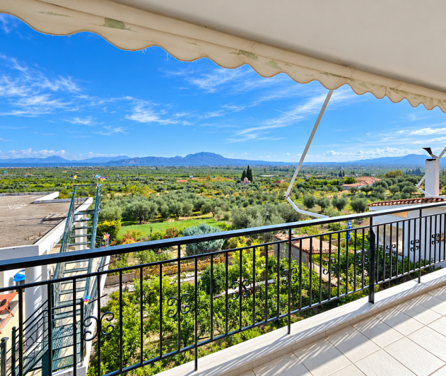 Image No.2-4 Bed House for sale