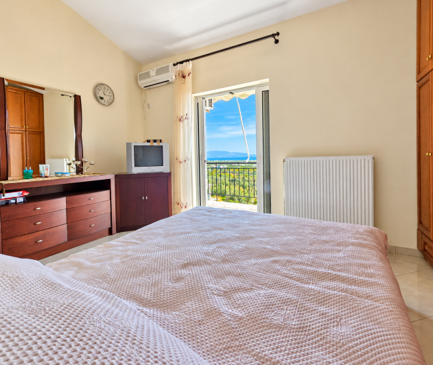 Image No.15-4 Bed House for sale
