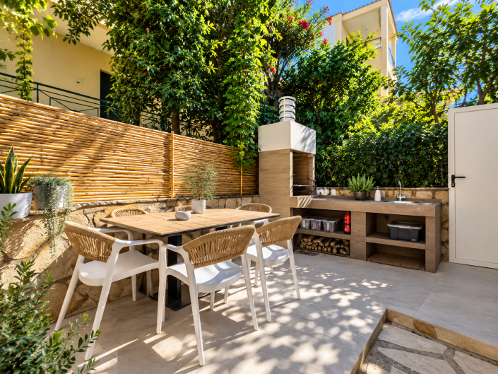 Image No.7-2 Bed House for sale