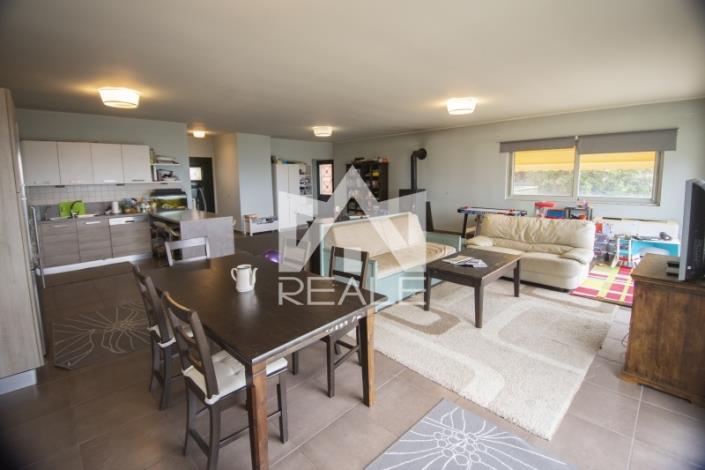 Image No.2-3 Bed Semi-Detached for sale