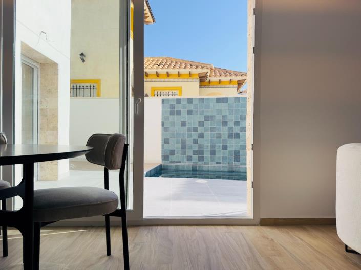 Image No.17-3 Bed Villa / Detached for sale