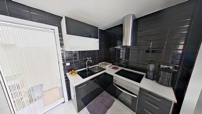 Image No.5-3 Bed Townhouse for sale