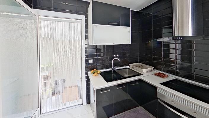 Image No.6-3 Bed Townhouse for sale