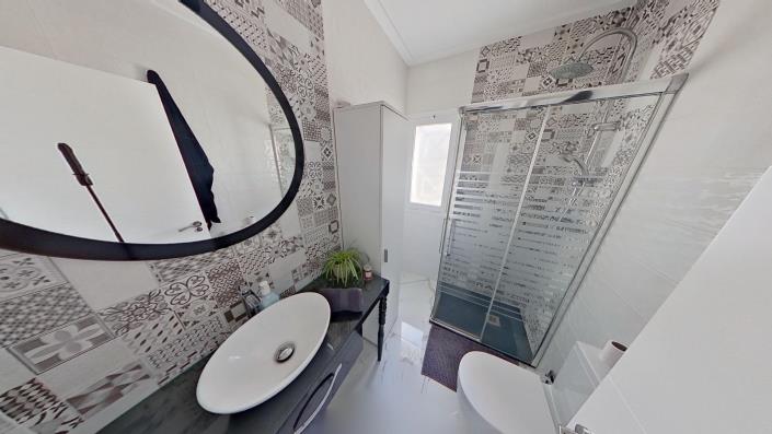 Image No.12-3 Bed Townhouse for sale