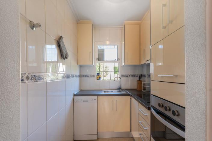 Image No.14-2 Bed Bungalow for sale