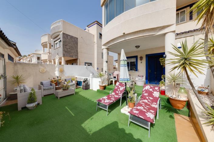 Image No.4-4 Bed Villa for sale