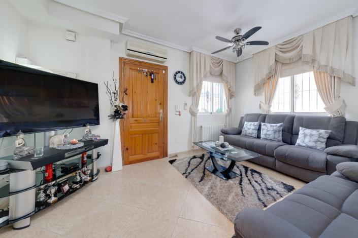 Image No.12-4 Bed Villa for sale