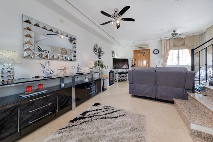 Image No.18-4 Bed Villa for sale