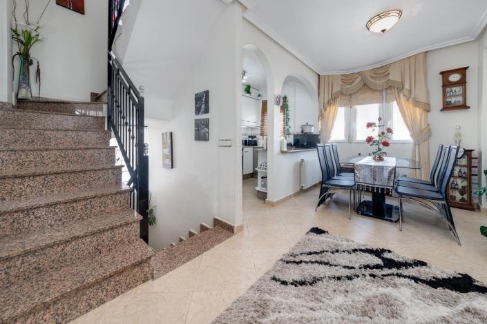 Image No.19-4 Bed Villa for sale