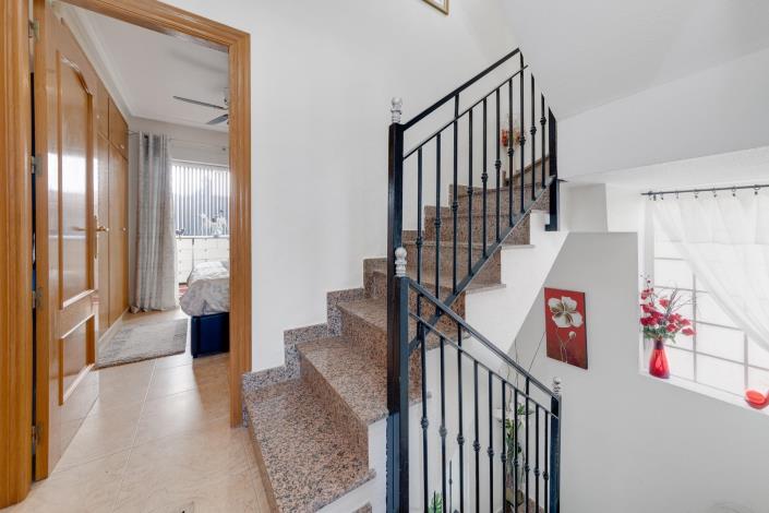 Image No.27-4 Bed Villa for sale