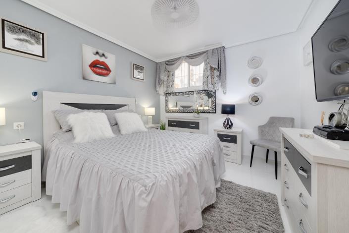 Image No.42-4 Bed Villa for sale