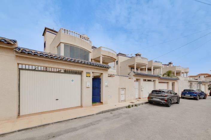 Image No.48-4 Bed Villa for sale