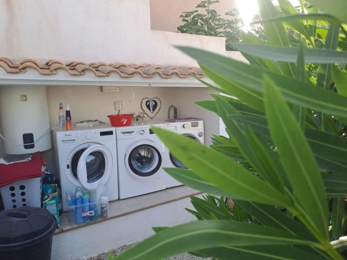 Image No.17-6 Bed Villa / Detached for sale