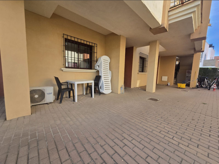 Image No.3-Appartement de 2 chambres à vendre à Torrevieja