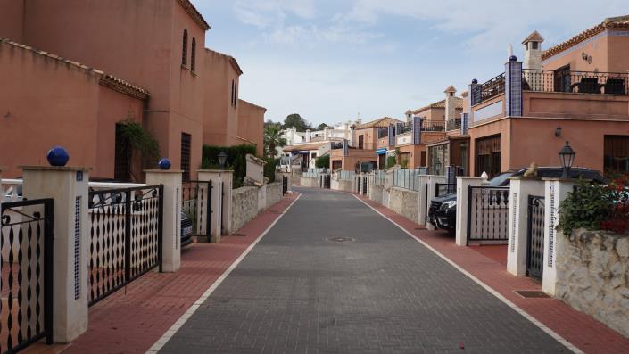 Image No.6-Villa de 4 chambres à vendre à San Miguel de Salinas