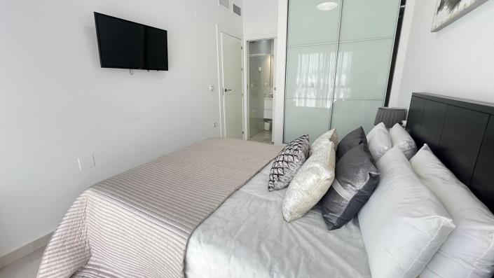 Image No.7-3 Bed Penthouse for sale