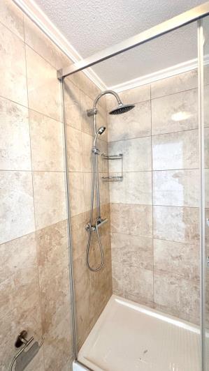 Image No.21-3 Bed Townhouse for sale