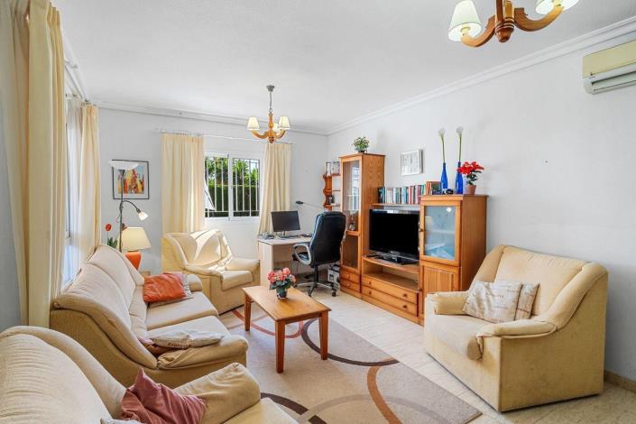 Image No.3-3 Bed Townhouse for sale