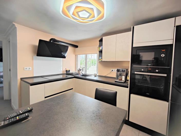 Image No.7-Villa de 4 chambres à vendre à Torremolinos