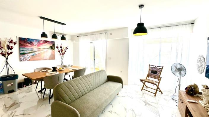 Image No.10-Appartement de 2 chambres à vendre à Punta Prima