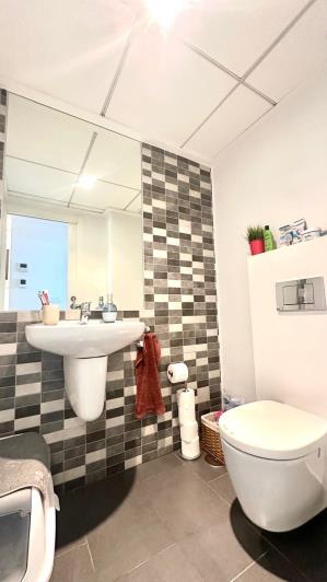 Image No.11-3 Bed Townhouse for sale