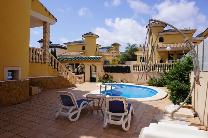 Image No.7-3 Bed Villa for sale