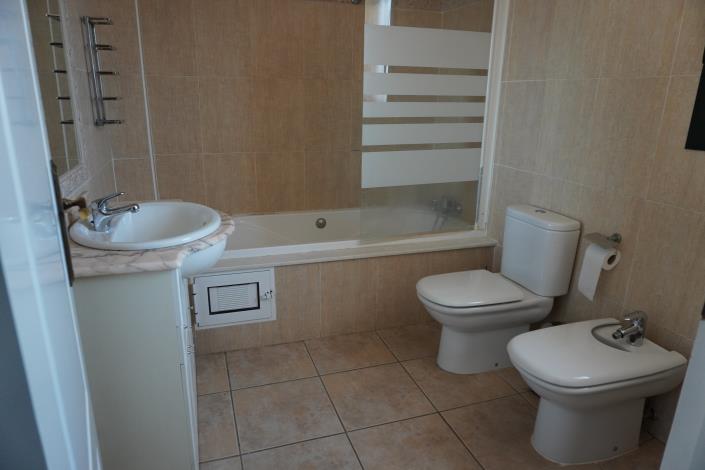 Image No.29-3 Bed Villa for sale