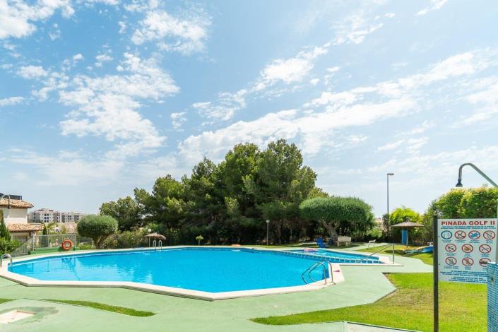 Image No.12-2 Bed Apartment for sale