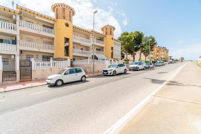 Image No.26-2 Bed Apartment for sale