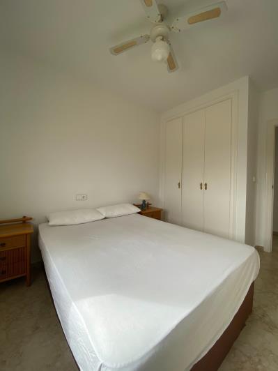 Image No.18-3 Bed Apartment for sale