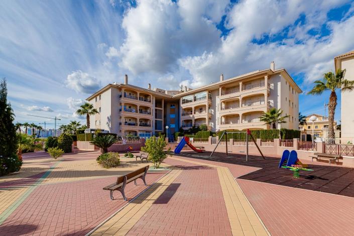 Image No.19-Appartement de 2 chambres à vendre à Torrevieja