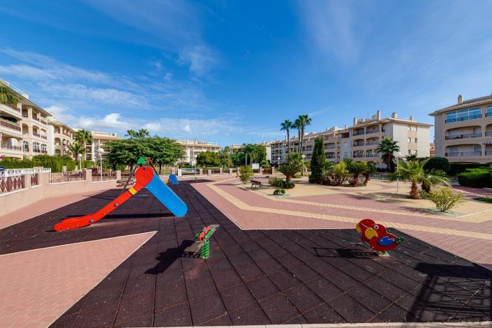 Image No.28-Appartement de 2 chambres à vendre à Torrevieja