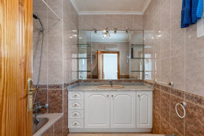 Image No.30-Villa de 5 chambres à vendre à Los Altos