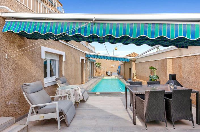 Image No.1-5 Bed Villa for sale