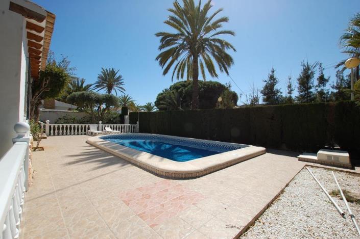 Image No.1-3 Bed Villa for sale