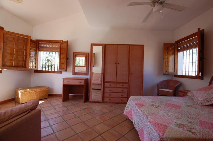 Image No.21-3 Bed Villa for sale
