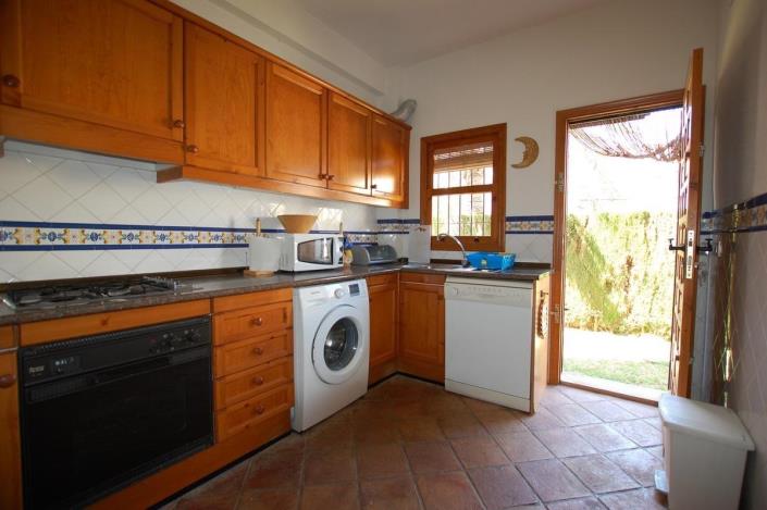 Image No.27-3 Bed Villa for sale